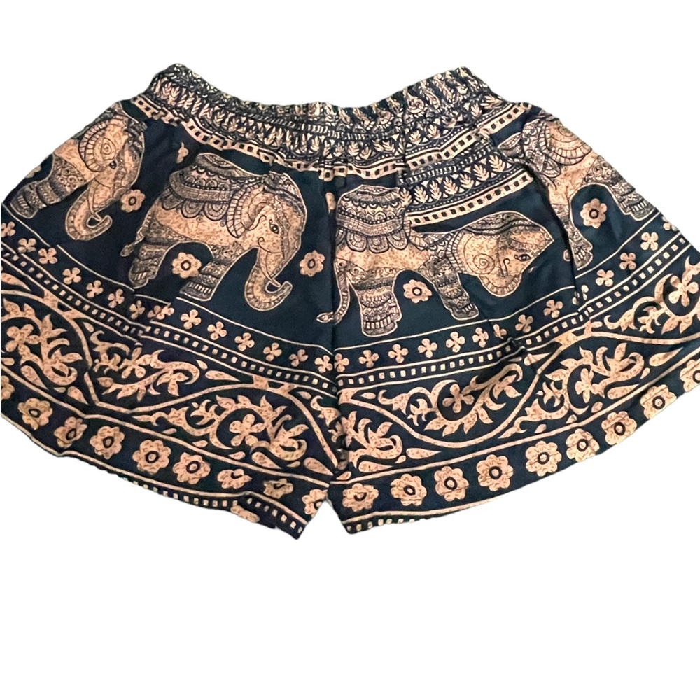 HIPPIE/BOHO/GYPSY SHORTS.  S/M.  CL/GR02.   9977 - Picture 2 of 3